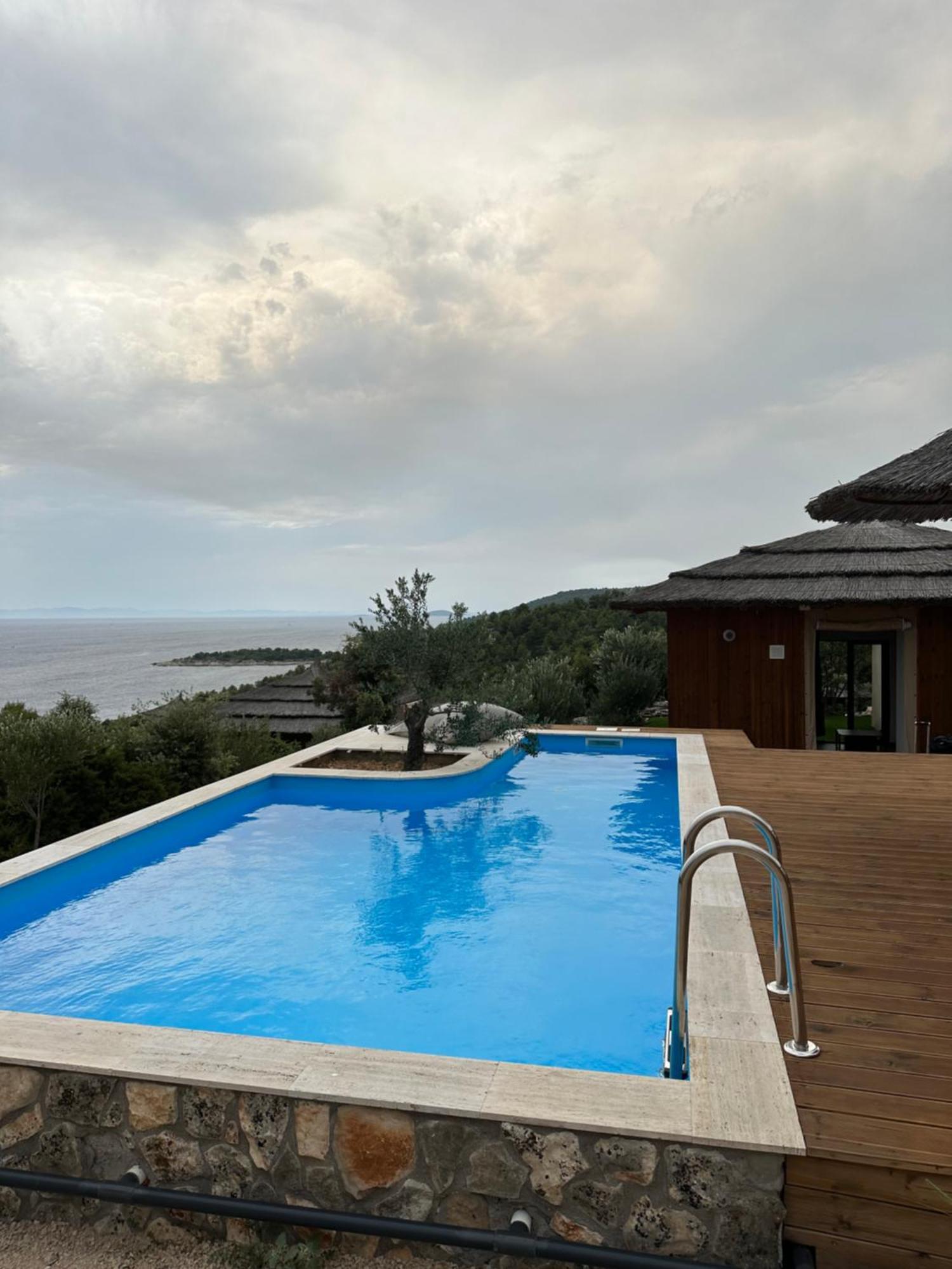 Golden Haven Luxe Bungalow Resort Murter Exterior photo