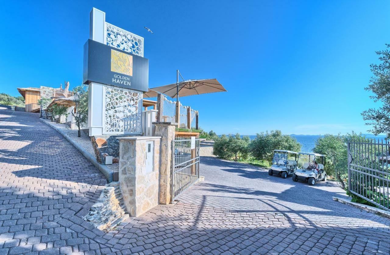 Golden Haven Luxe Bungalow Resort Murter Exterior photo